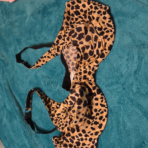 42DD Bra Bundle - Picture 2 of 10